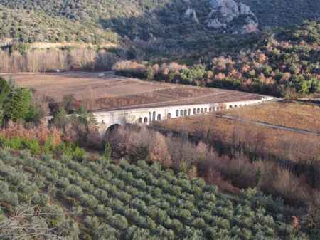 pont aqueduc romain d'ansignan