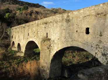 pont aqueduc romain d'ansignan