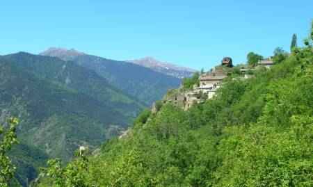 village de llar en pyrénées orientales