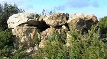 dolmen serrat d'en gely de Castelnou