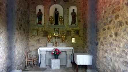 intérieur de la chapelle la Mageta
