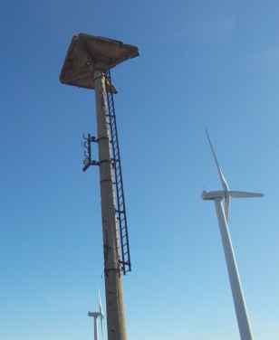 phare aéronautique de Salses le chateau