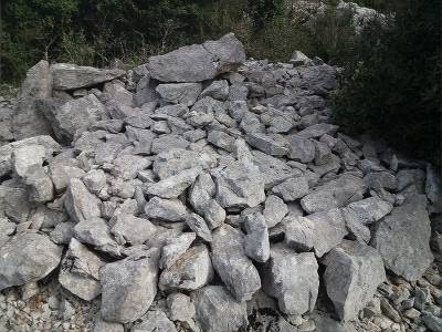 dolmen la prade 8 à laroque de fa en corbières