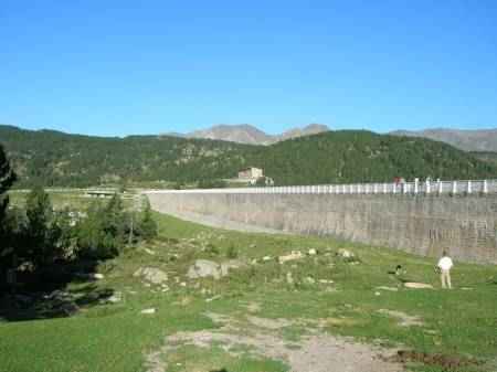 barrage des bouillouses de mont louis