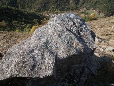 roche gravée roc correc de les mitjans 1 à Olette