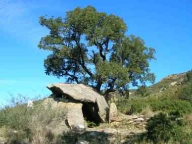 dolmen de deveza