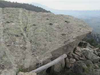 paradolmen dels dels sinols ou  desl sinyols