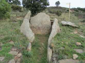 dolmen vinyes mortes 2 de Pau