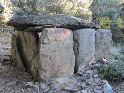 dolmen et menhir de na cristiana à saint jean de l 'albère