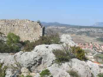 tautavel vu du chateau