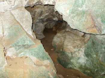 grotte caune d'ander à Tuchan