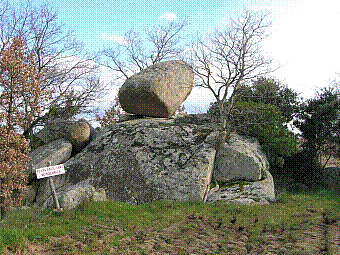 pedra oscil-lant.jpg