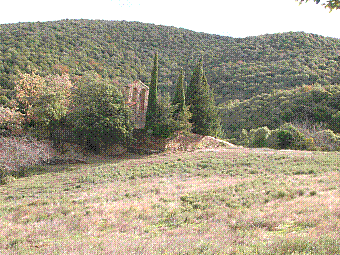 chapelle Ste Colombe de las illas.jpg
