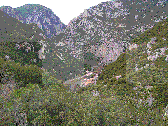 St Martin Lys.jpg