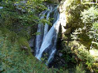 cascade de la manade.jpg