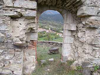 chapelle saint pierre de fillols.jpg
