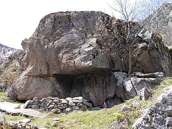 tours d'avall.jpg