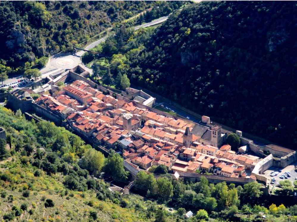 Villefranche de conflent vue du Roc Rouge