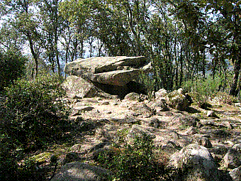 dolmen Montbolo.jpg